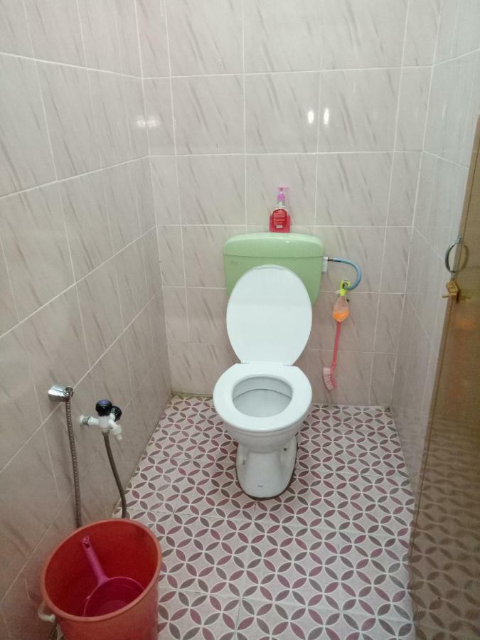 Aiman Homestay Marang Exterior foto